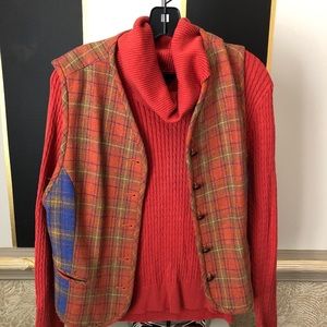 Jeanne Pierre M turtleneck, LizSport 10 vest